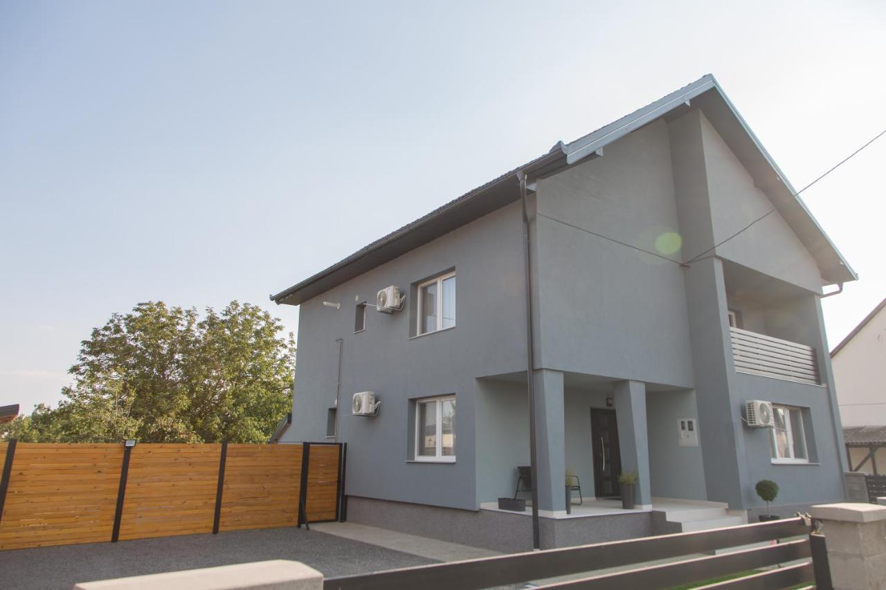 Holiday Home Thesaurum Karanac Exteriér fotografie